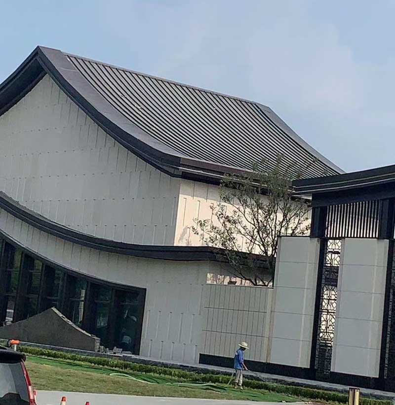 锡林郭勒金属屋面板的常见类型有哪些？